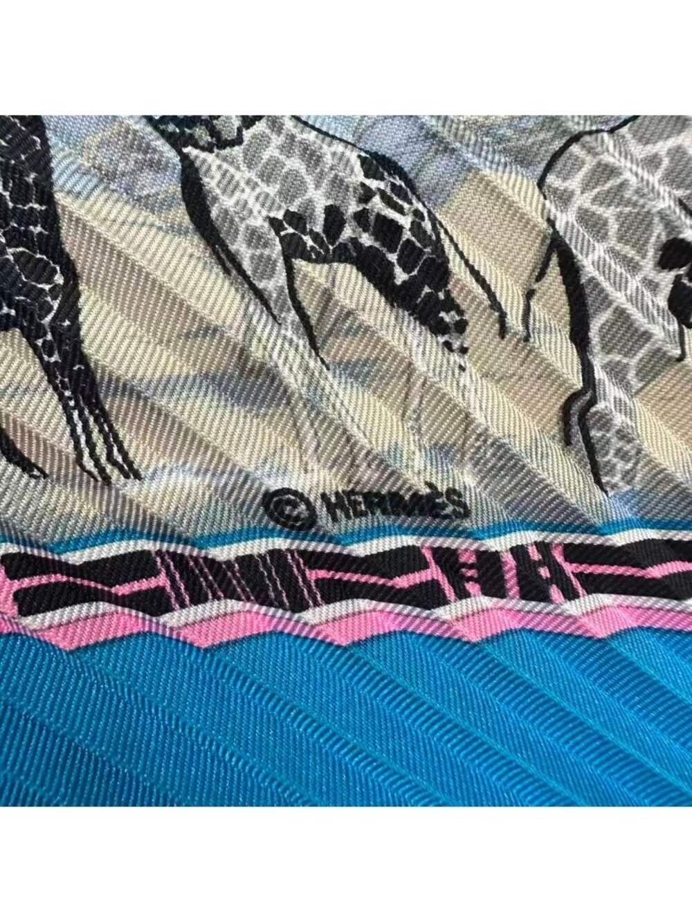 Hermes Pleats Scarf Silk Tropiques Tropical Blue - Picture 6 of 7